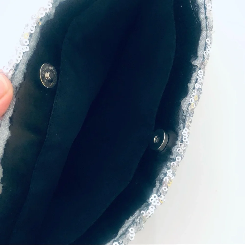 VICTORIA SECRET  SILVER SEQUIN WALLET - Picture 5 of 6